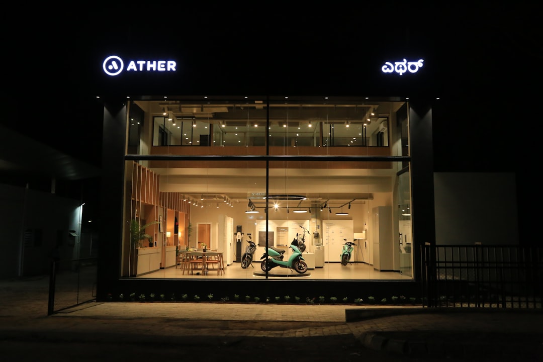 Photo Electric car showroom