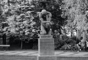 Photo polish monuments